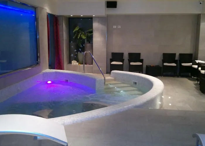 Baby Family Alda Amelia Hotel