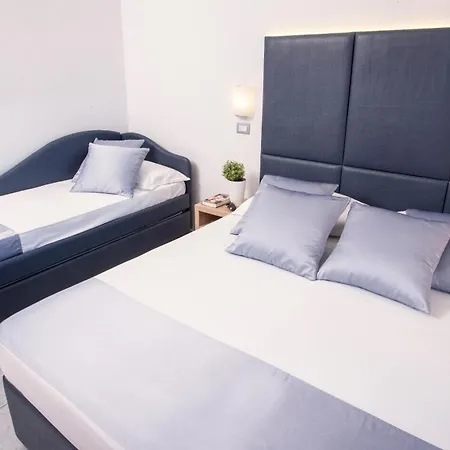 Baby Family Alda Amelia Cattolica