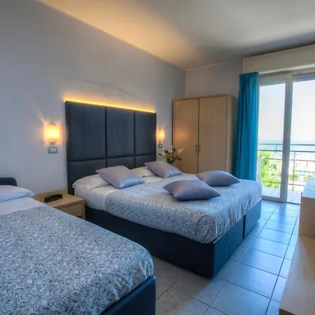 Baby Family Alda Amelia Hotel